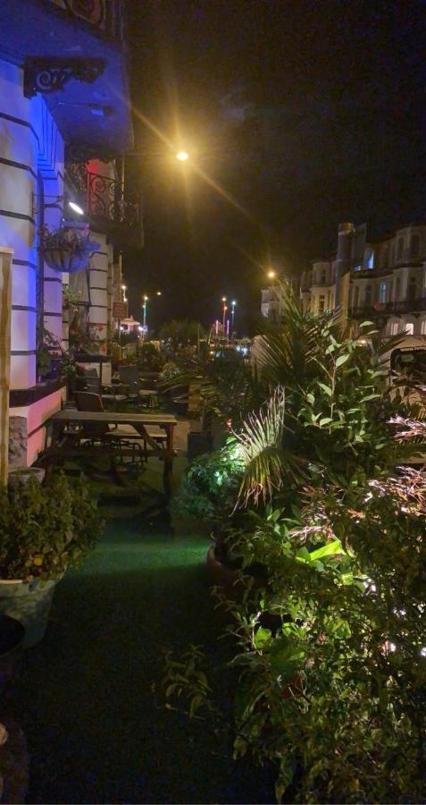 The Prince Guest House Great Yarmouth Bagian luar foto